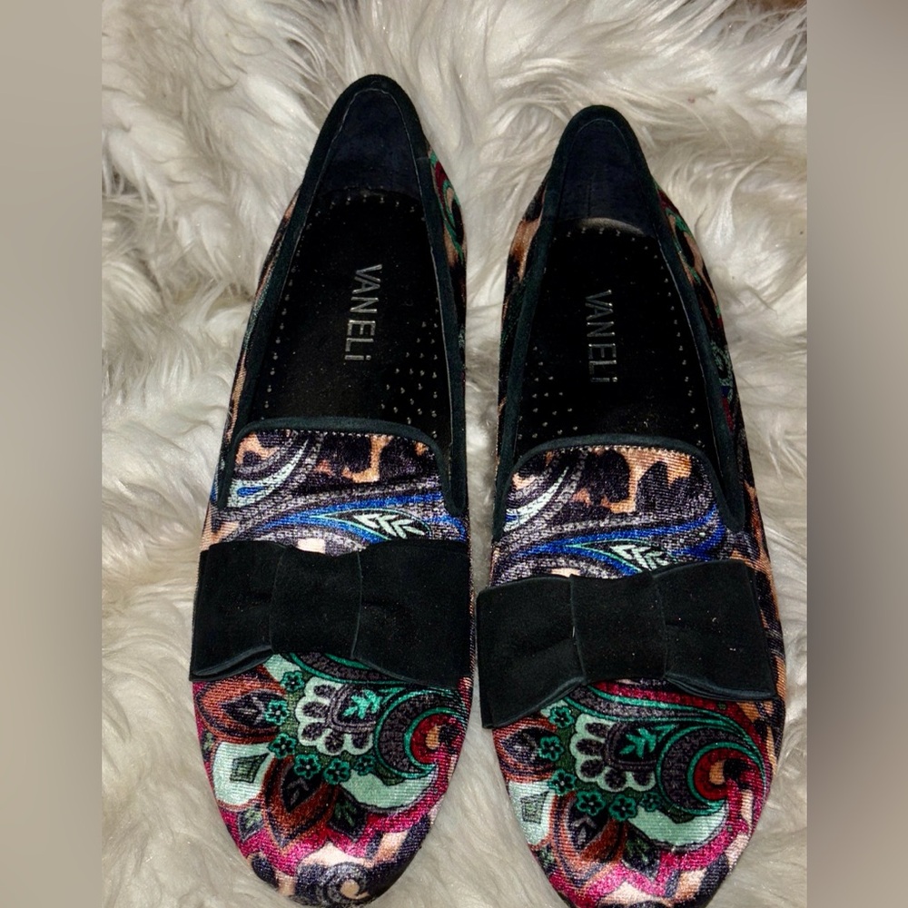 Vaneli Multicolor Paisley Leopard Loafers with Black Bow Women’s Size 6